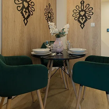 Apartment Vacationclub - Zakopianskie 222 *